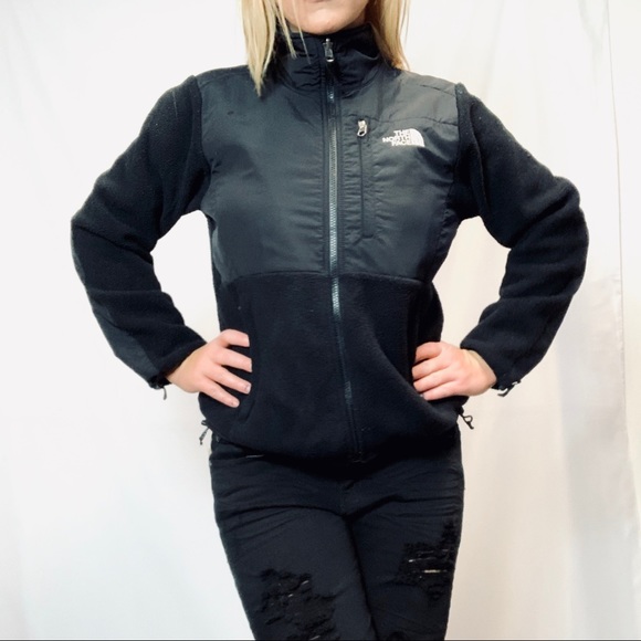 The North Face Jackets & Blazers - THE NORTH FACE  Denali Fleece Black Jacket